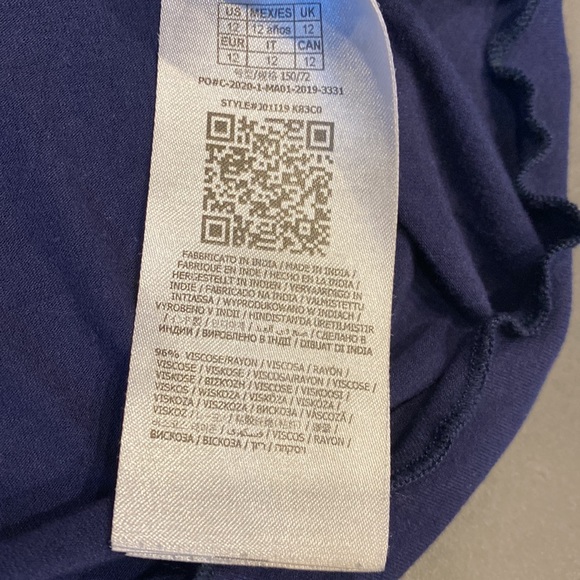 Girls Guess t shirt size 12 GUC - Picture 4 of 6